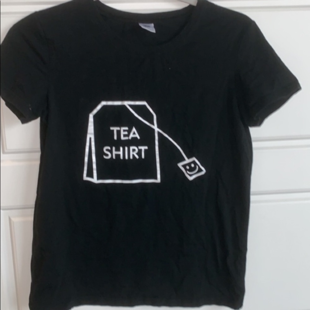 black short sleeve tee tea shirt”